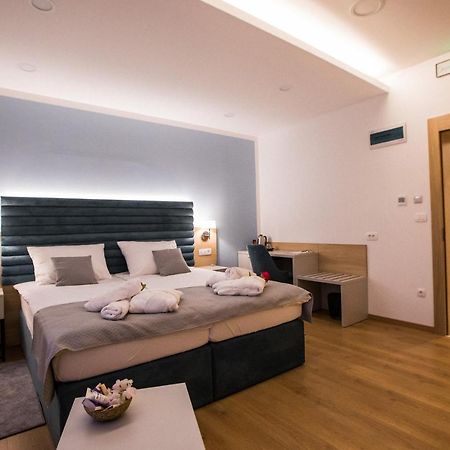 Klecka Vila B&B Rooms Ogulin Exterior foto