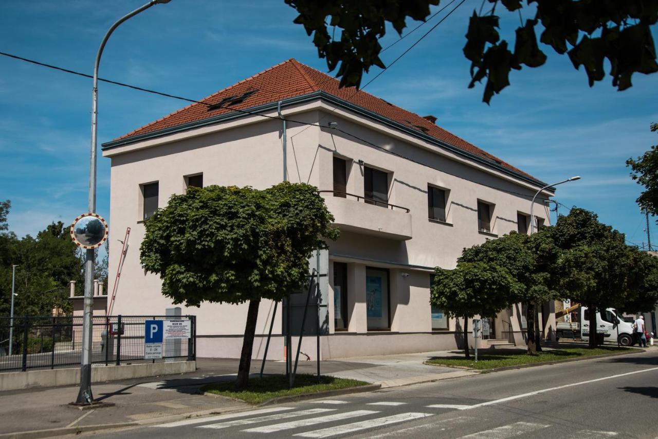 Klecka Vila B&B Rooms Ogulin Exterior foto